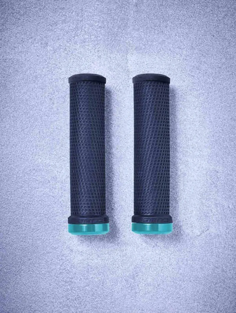 Cube Race Grips - Image 3