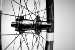 Crankbrothers Crank Brothers Synthesis Enduro 11 I9 Hydra Hub Carbon 27.5+ Wheelset