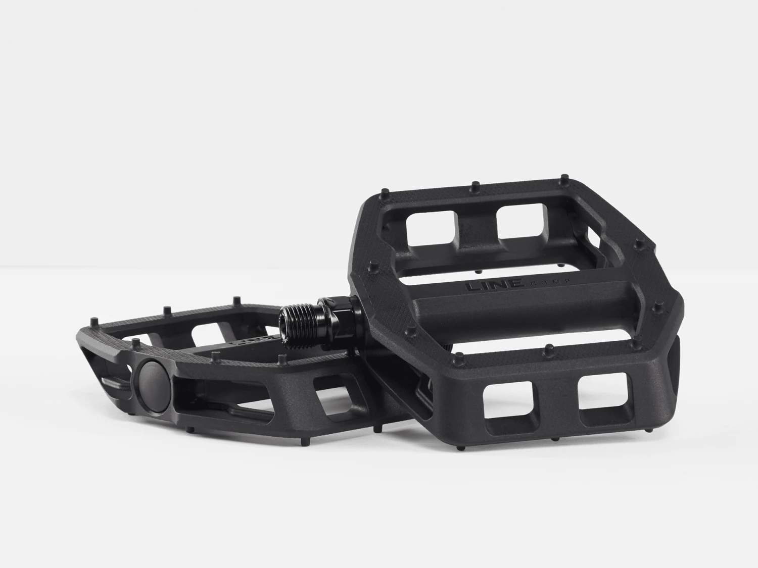 Bontrager Line Comp Flat Pedals - 9/16 - Miami Green - Image 2