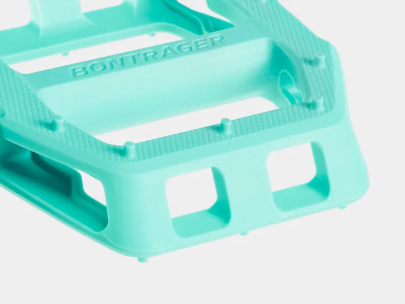 Bontrager Line Comp Flat Pedals - 9/16 - Miami Green - Image 8