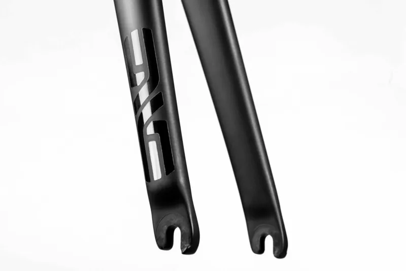 Enve 2.0 Carbon Road Fork - 1-1/8 - Black - Image 2
