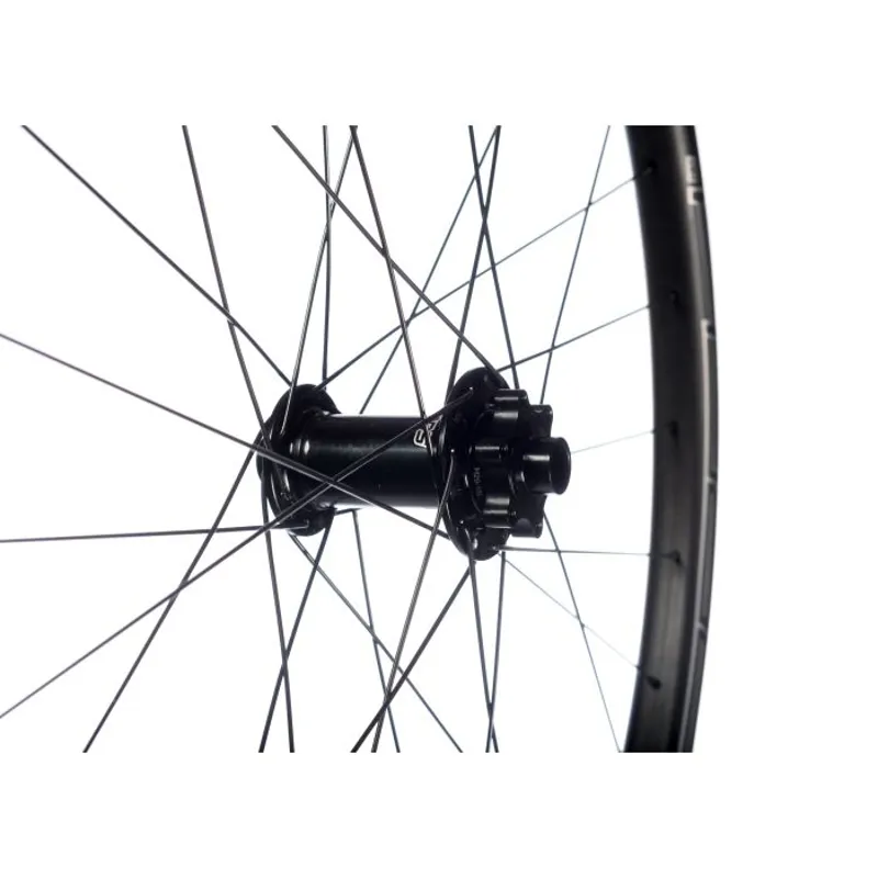 NoTubes Arch CB7 29er 15x100 Carbon Front MTB Wheel - Black - Image 3