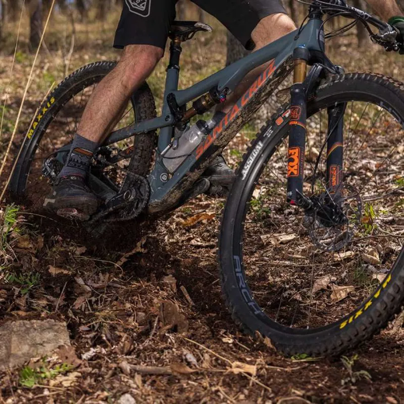 Stans NoTubes Arch S2 6-Bolt 29er Front MTB Wheel