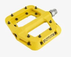 Race Face Chester Flat MTB Pedals - Magenta