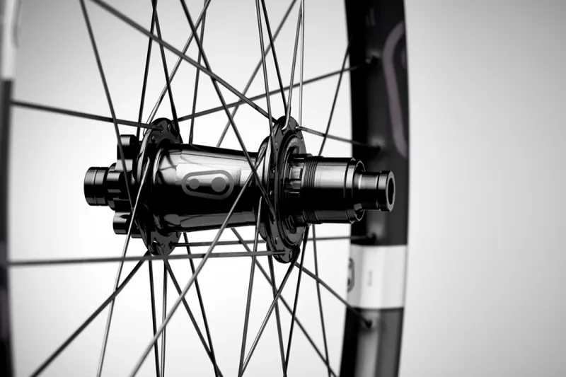 Crankbrothers Crank Brothers Synthesis DH11 I9 Hydra Hub 27.5 MTB Wheelset - Image 5