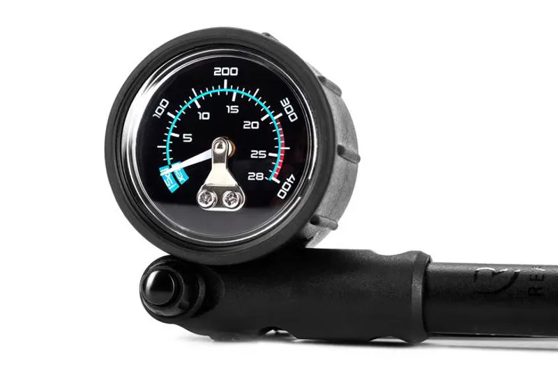 Cube RFR Shock Pump - Black/Glossy Black - Image 3