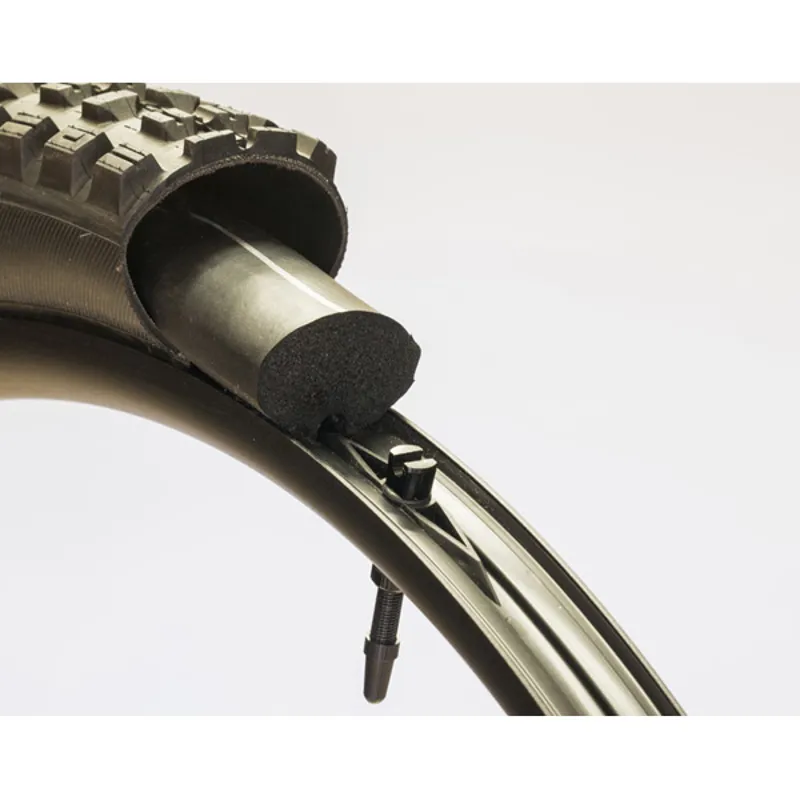 Flat Tire Defender EB 27.5 Insert - Single - Black - Image 2